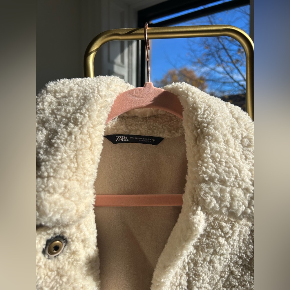 Ivory jacket - Picture 3 of 3